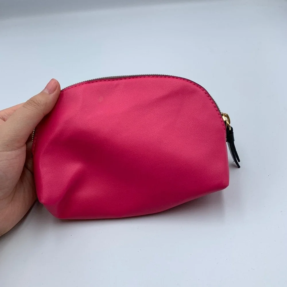 Victoria's Secret Love Victoria Beauty Makeup Bag Womens Pink Black Leather